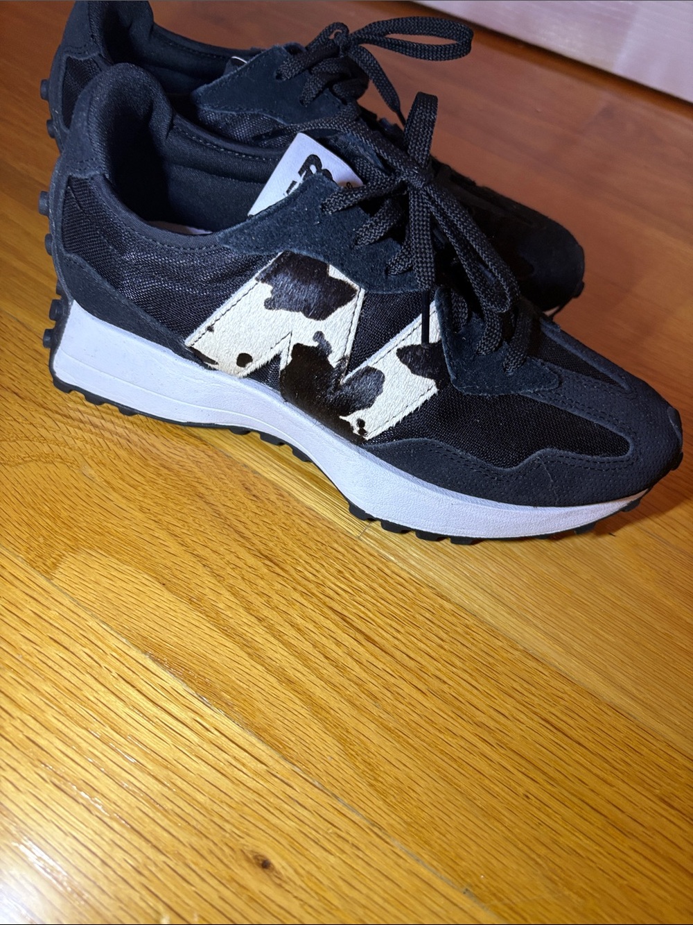 New Balance Women’s Black Sneakers with Cow-Print N Logo “animal pack”